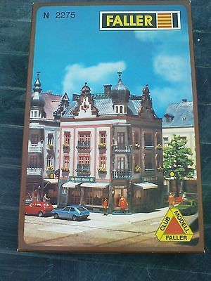 (image for) 2275 Corner building 'Hotel Sun'