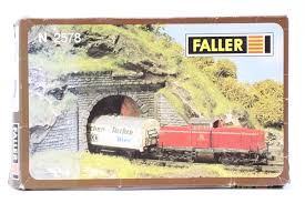 (image for) 2578 2 tunnel portals single track