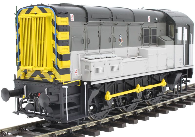 7D-008-015U Class 08 in Railfreight Triple grey - unnumbered (image for) 7D-008-015U Class 08 in Railfreight Triple grey - unnumbered