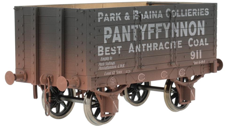 7F-073-016 7-plank open wagon "Pantyffynnon" - 911 - weathered (image for) 7F-073-016 7-plank open wagon "Pantyffynnon" - 911 - weathered