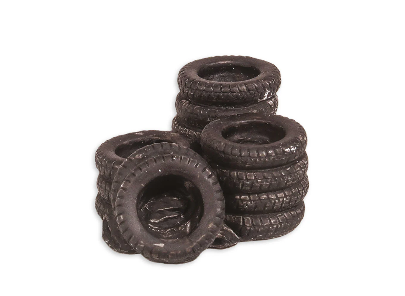 (image for) LK-778 Lineside Pile Of Tyres