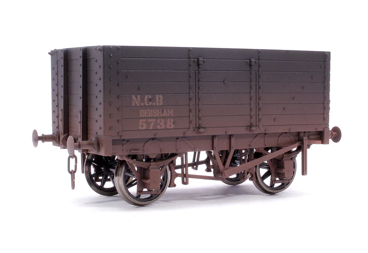 7F-073-018 7 PLANK WAGON 9' WHEELBASE 3 DOOR BERSHAM 5738 wthd (image for) 7F-073-018 7 PLANK WAGON 9' WHEELBASE 3 DOOR BERSHAM 5738 wthd