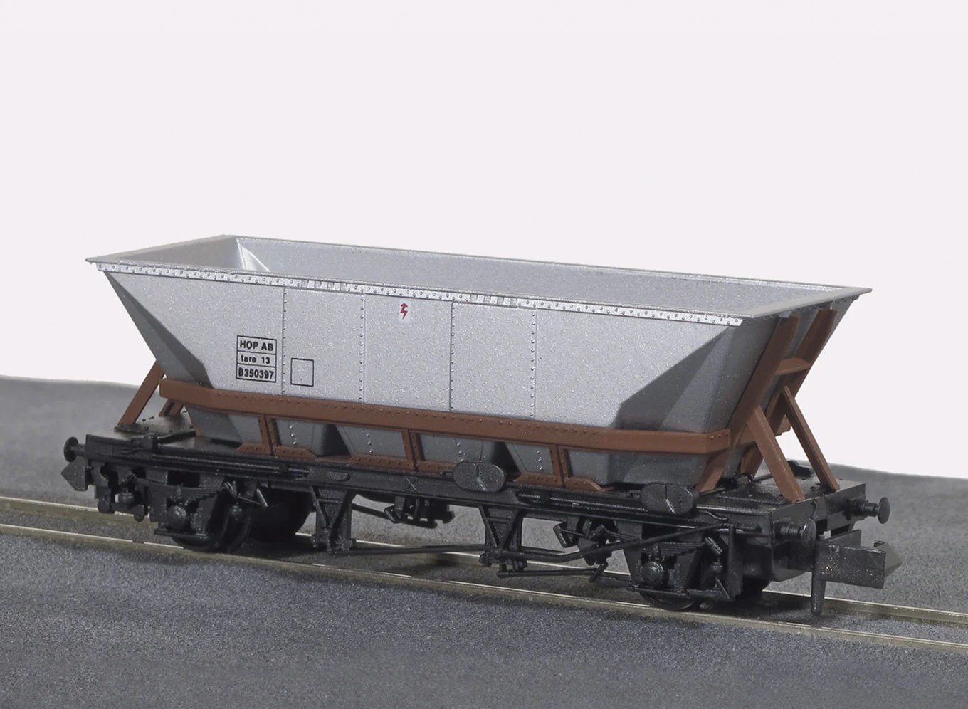 NR-300 HOP-AB Coal Hopper, Brown Cradle (image for) NR-300 HOP-AB Coal Hopper, Brown Cradle