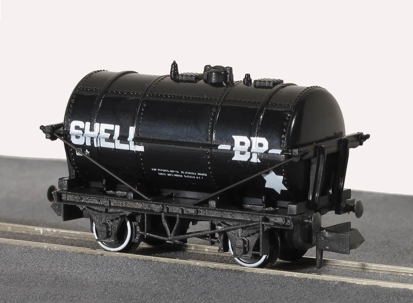 (image for) NR-P160 Shell/BP Petrol Tank Wagon