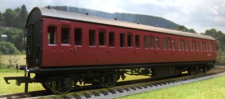 (image for) R4690 57ft. BR (Ex LMS) Non Corridor Third