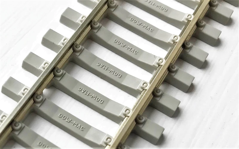 (image for) SL-103 Concrete Sleeper flexi track x 25