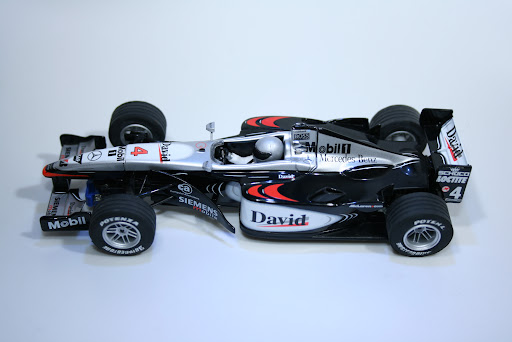 (image for) C2263 McLaren Mercedes MP4-16 David Coulthard
