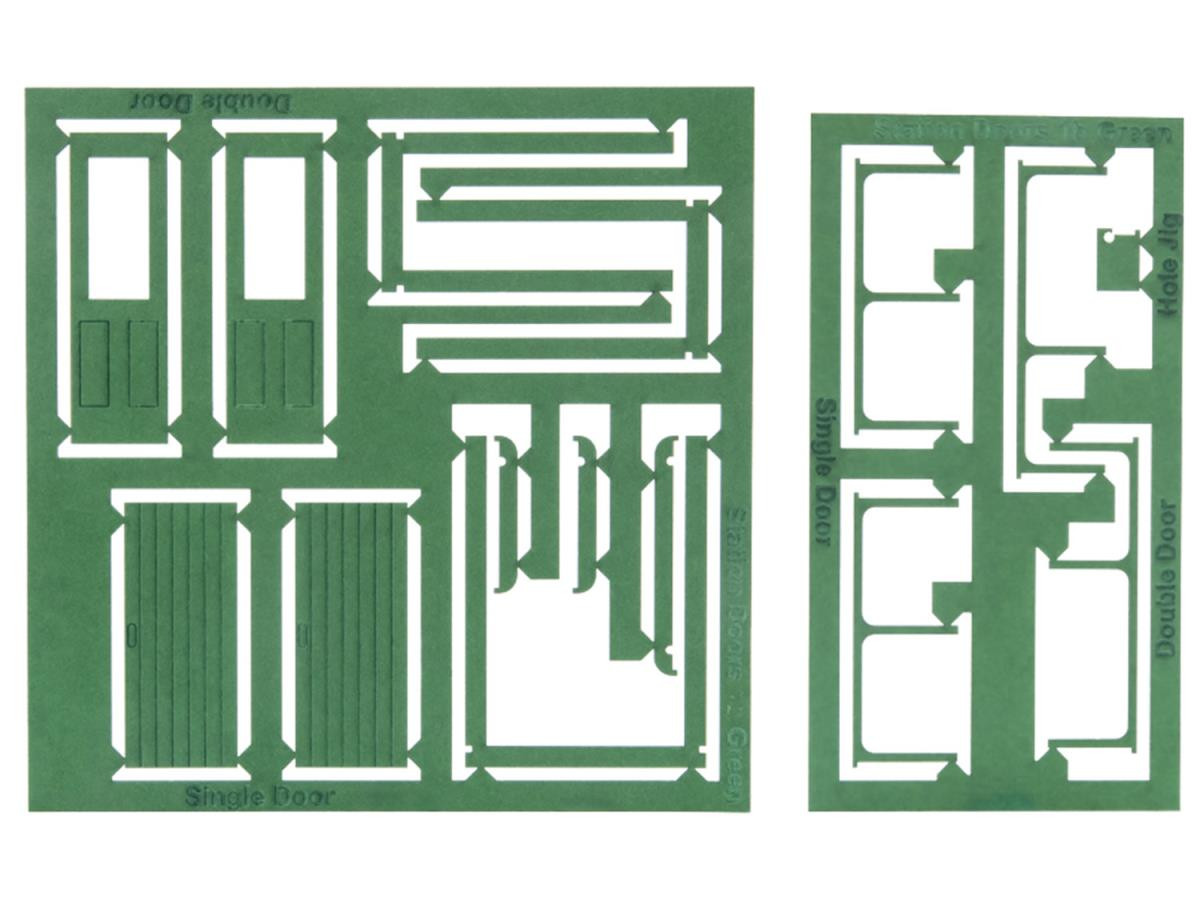 7C-000-001 Kitmaster Posable Station Doors Green (image for) 7C-000-001 Kitmaster Posable Station Doors Green