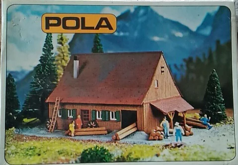 (image for) N243 Old wooden house