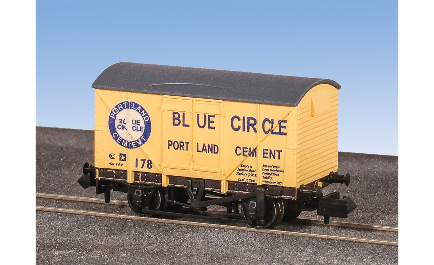 NR-2003P Vanfit Wagon Blue Circle Cement (image for) NR-2003P Vanfit Wagon Blue Circle Cement